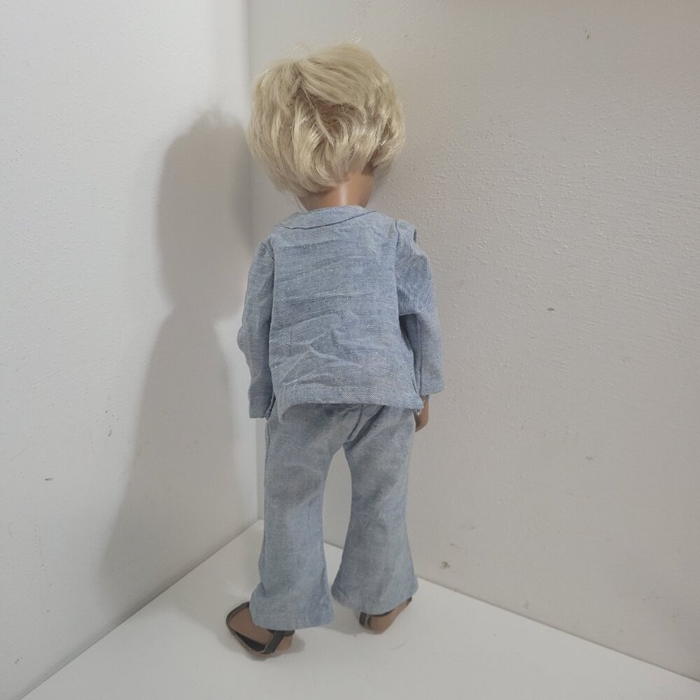 Vintage 70's Sasha Doll Gregor in Denim Outfit - Picture 5 of 8